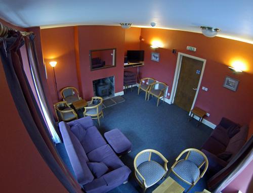Bryn Du lounge