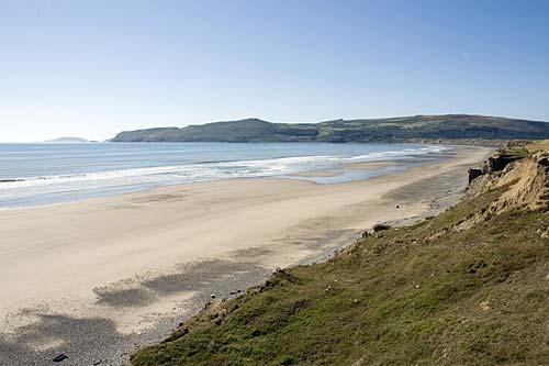 Porth Neigwl - or Hell''s Mouth, a stunning beach on the Llyn Peninsula