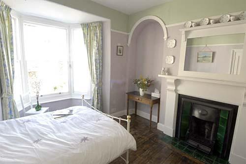 Downstairs bedroom 1.