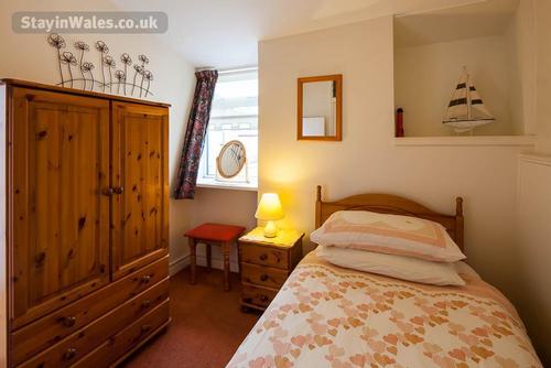 Ground floor single bedroom