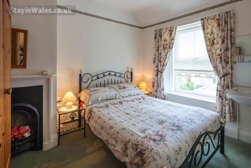 First floor double bedroom