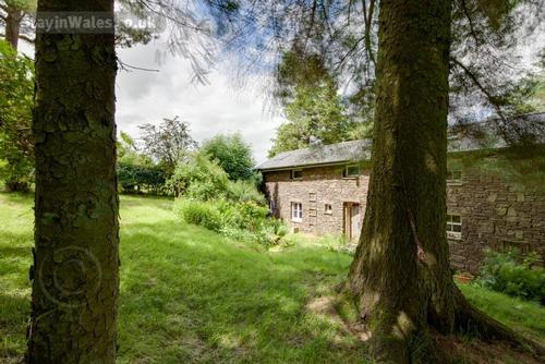 A view of Cefn Pawl Cottage from the garden