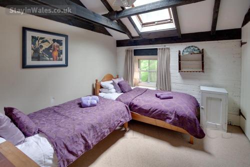 The twin bedroom