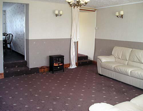 Rose Isle - living room