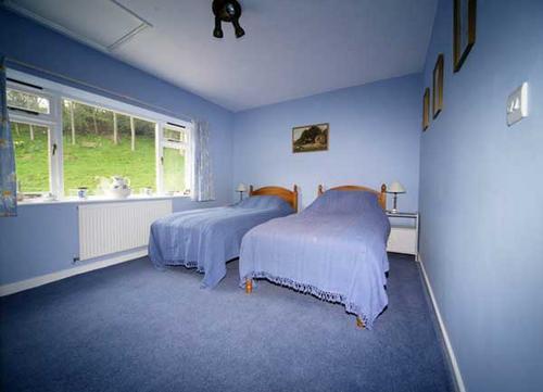 Beacons - twin bedroom