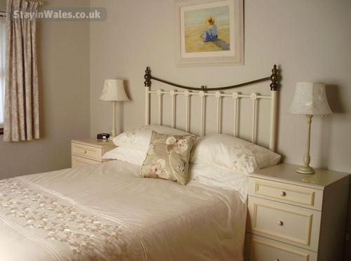 The double bedroom