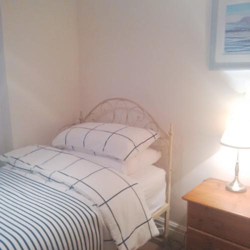 Single bedroom