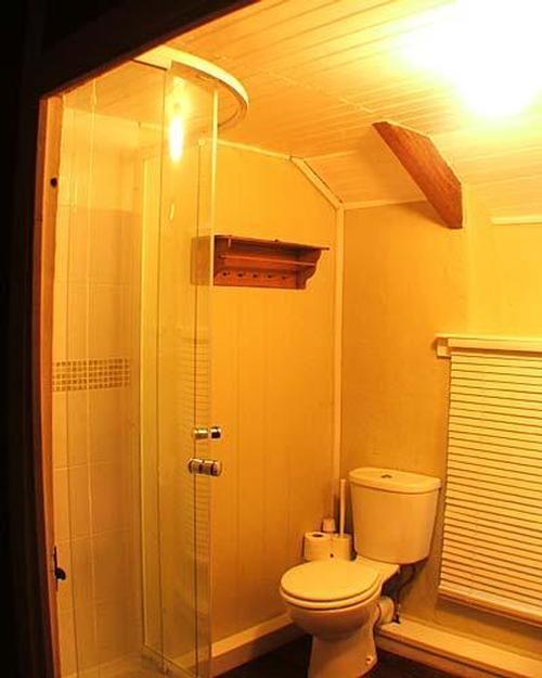 Luxurious shower room.