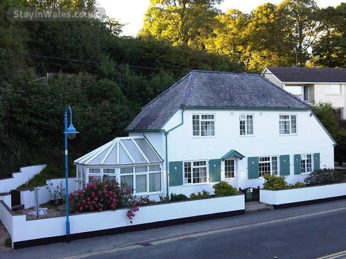 Green Shutters Saundersfoot