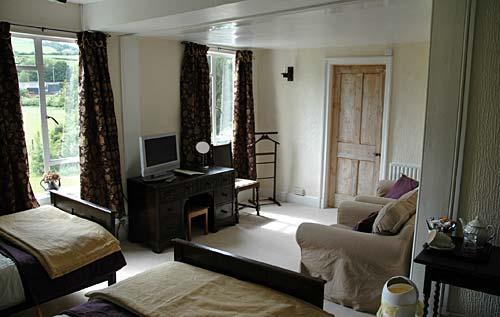 twin bedroom