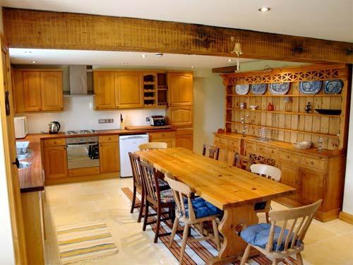 Spacious kitchen diner in The Stables