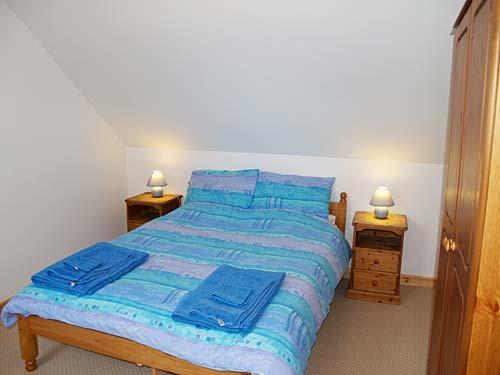Yr Hen Dy - double bedroom