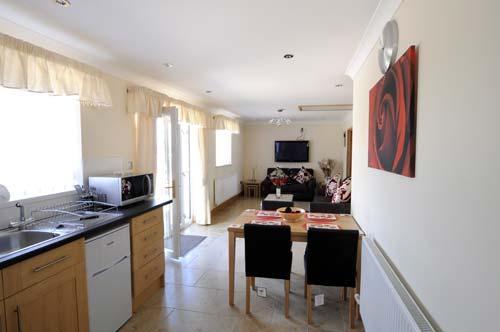 Winchfawr Lodge dining / living area.