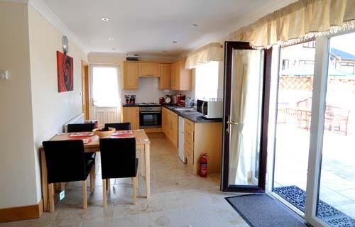 Winchfawr Lodge kitchen and dining area.