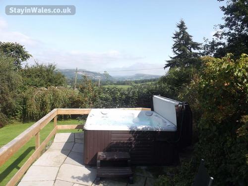 Wye Hot Tub
