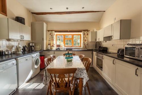 Kitchen in Coach House
