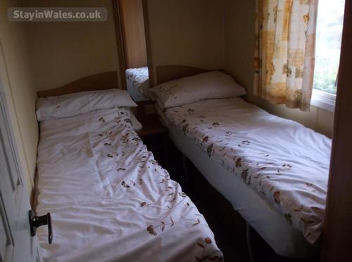 Twin Bedroom