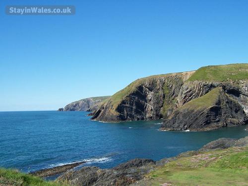 Ceibwr Bay