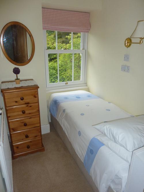 Single bedroom