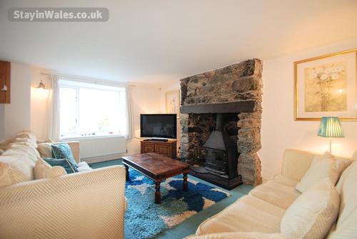 Gamekeeper''s Cottage sitting room