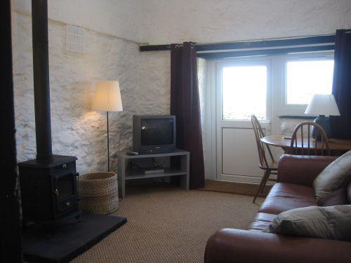 Boathouse - living room