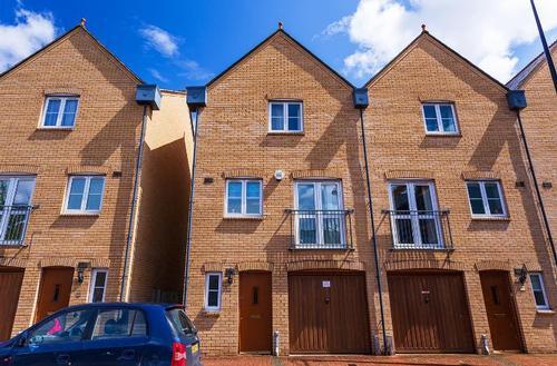 This modern townhouse is 2 minutes'' walk from Cardiff Bay