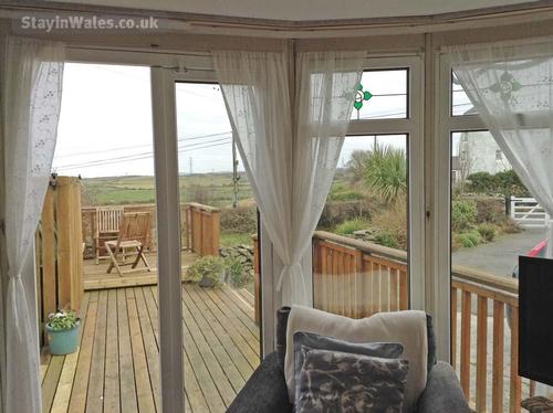 Larege decking area for relaxation