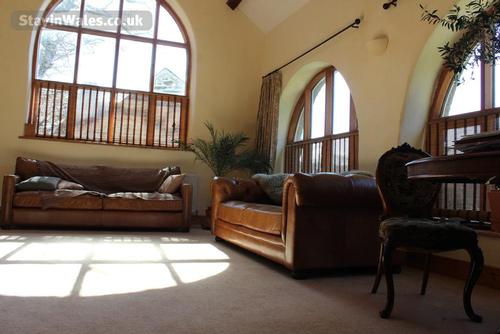 Main Lounge