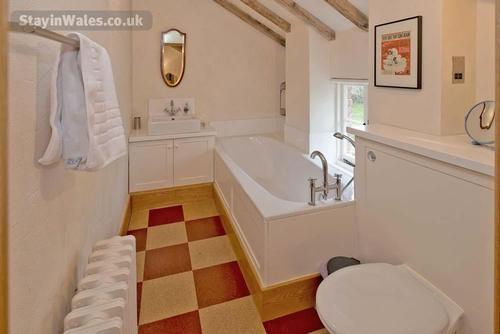 The Stables - bathroom
