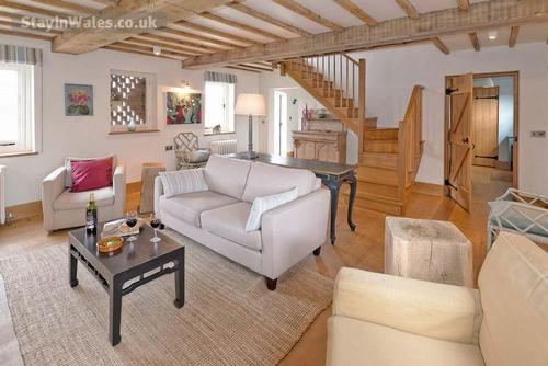 Field House - living room