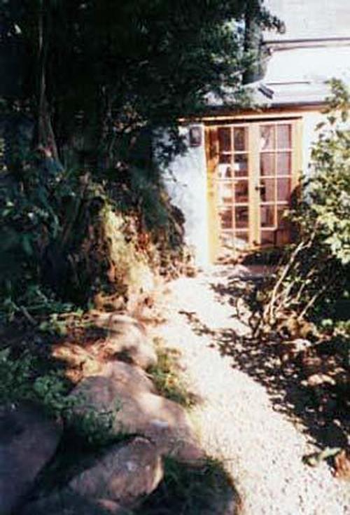 Trallwyn Bach studio, ideal hideaway for 1 or 2.