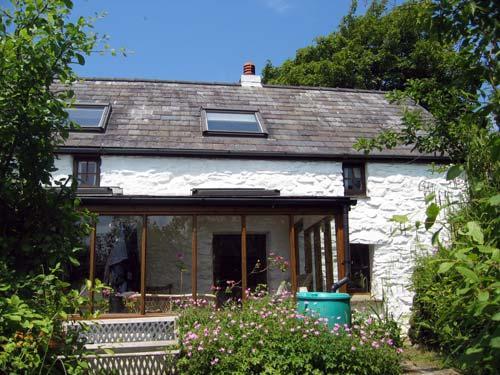 Trallwyn 300 year old Farmhouse
