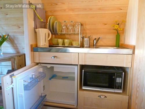 Meg Pod Kitchenette