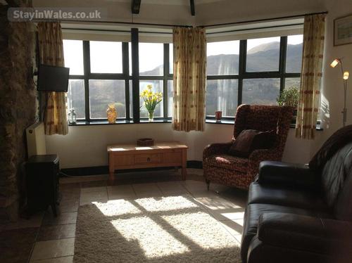 Sunny lounge
