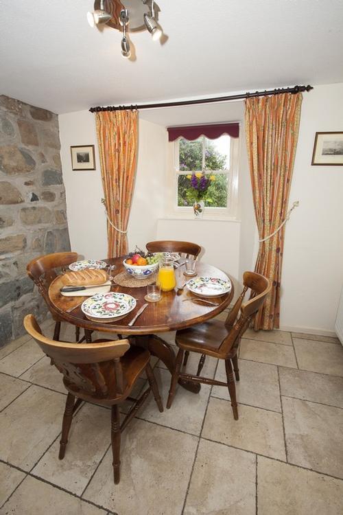 Quality Portmeirion table ware which blends in with the charm and quality of Rhos Cottages