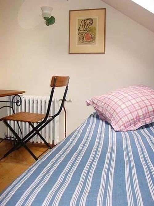 Single bedoom
