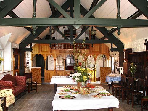 Banquet hall
