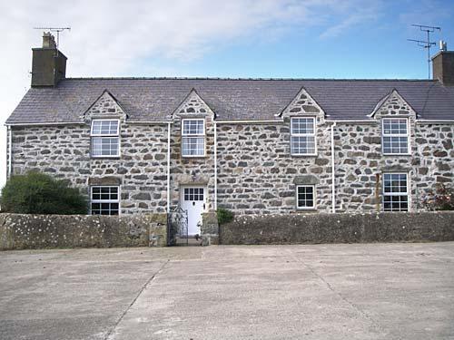 Rhydolion farmhouse, sleeps 7
