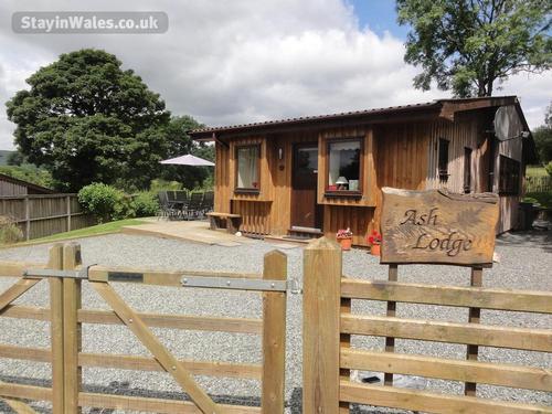 Ash Lodge