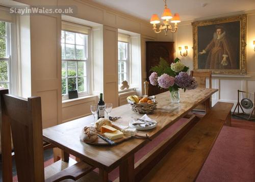 Llanfendigaid Dining Room