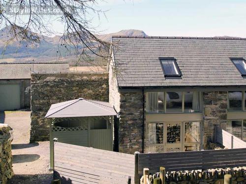 Walk Snowdon from your doorstep - footpath 20 metres from your door