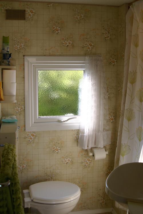 Good shower with seat