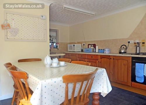 The kitchen and dining table