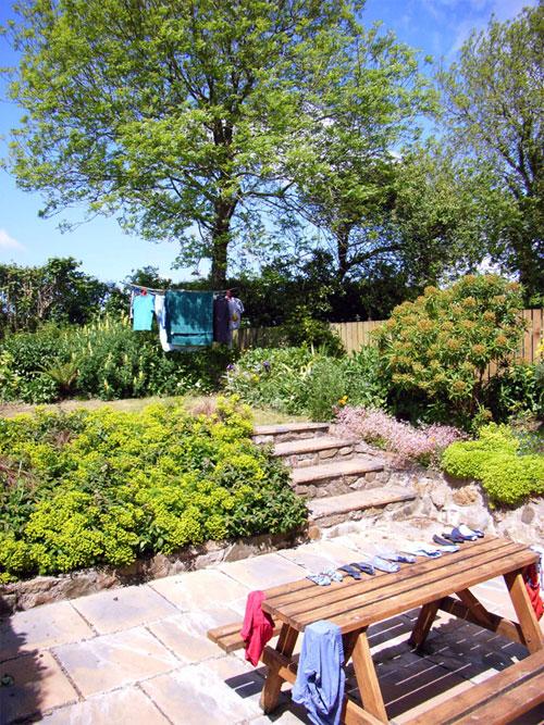 Long Barn - garden