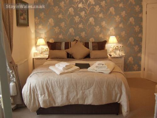 Double en-suite