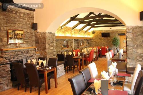 SMUGGLERS RESTAURANT
