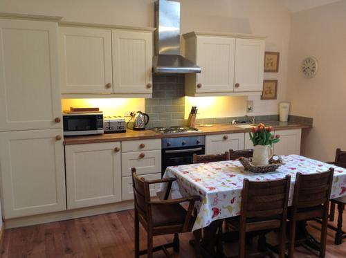 Hunters Lodge kitchen diner