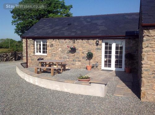 The Stables cottage, sleeps 8, at Bodorgan, Anglesey