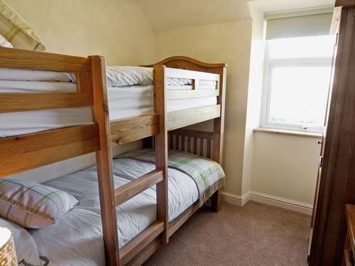 Bunk Bedroom