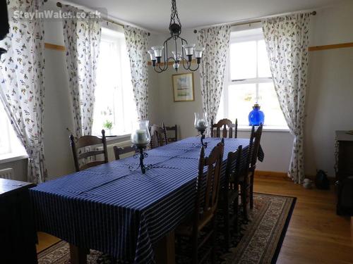 Fine Dining at Moranedd